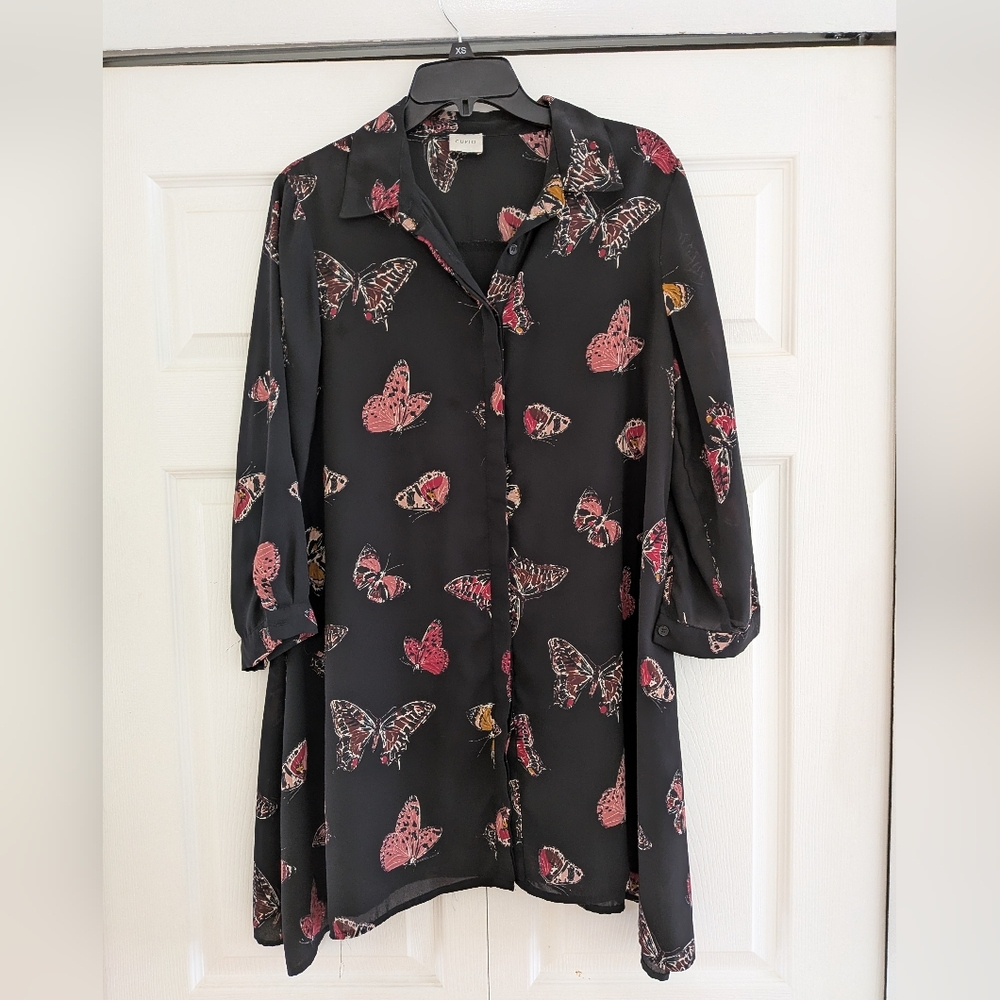 Cupio Black Top with Pink Butterfly Design